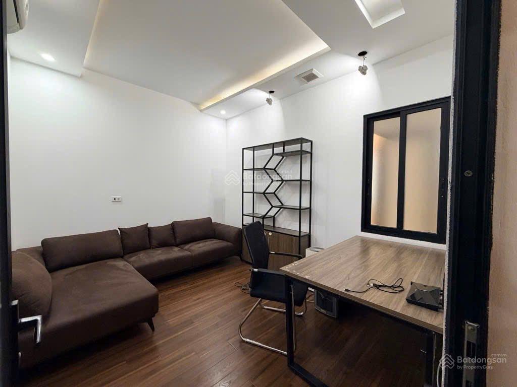 Nhà đào tấn 43m*5t, mt 5.2m, ngõ rộng 2.5m, gần phố, 2 thoáng, về ở ngay, sổ vuông, không quy hoạch