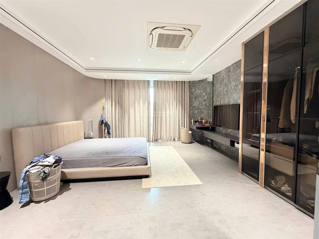 Nhà mp nguyễn trường tộ 62m*5t, mt 4.2m, vỉa hè 3m, 1 mặt phố và 1 mặt ngõ sau nhà, 2 thoáng 44 tỷ