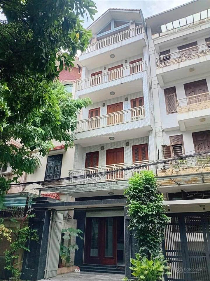 Cho thuê nhà pl mặt ngõ 31 phố kim mã 121m2, mt 6.5m, 7 tầng, thang máy, ô tô tránh, vỉa hè gần phố