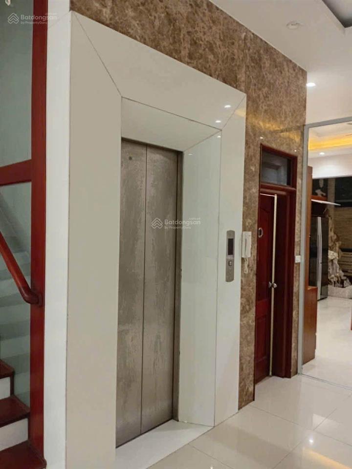 Cho thuê nhà pl mặt ngõ 31 phố kim mã 121m2, mt 6.5m, 7 tầng, thang máy, ô tô tránh, vỉa hè gần phố