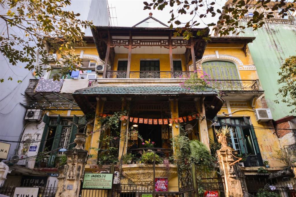 Cho thuê nhà 3 tầng mp lý thường kiệt 100m2, mt 12m, căn góc 2 mặt phố, vỉa hè rộng, vị trí đắc địa