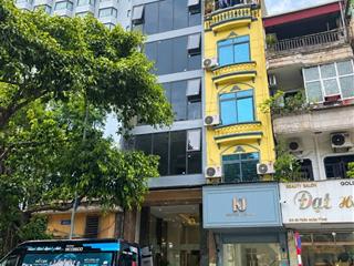 Cho thuê nhà mp trần nhân tông 85m2, mt 6m, 7 tầng, thang máy, vỉa hè rộng, nhà mới và pccc