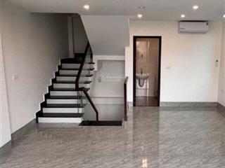 Bắc từ liêm  nhà 3 tầng  mặt ngõ thông to như phố  cho thuê  2 tho áng  dân xây  47m2  nhỉn