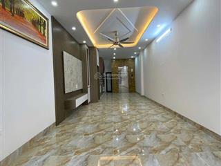 Hot ! hot ! hot ! siêu phẩm kim chung  nhà 6 tầng  thang máy  ô tô tránh  thang máy  dt rộng