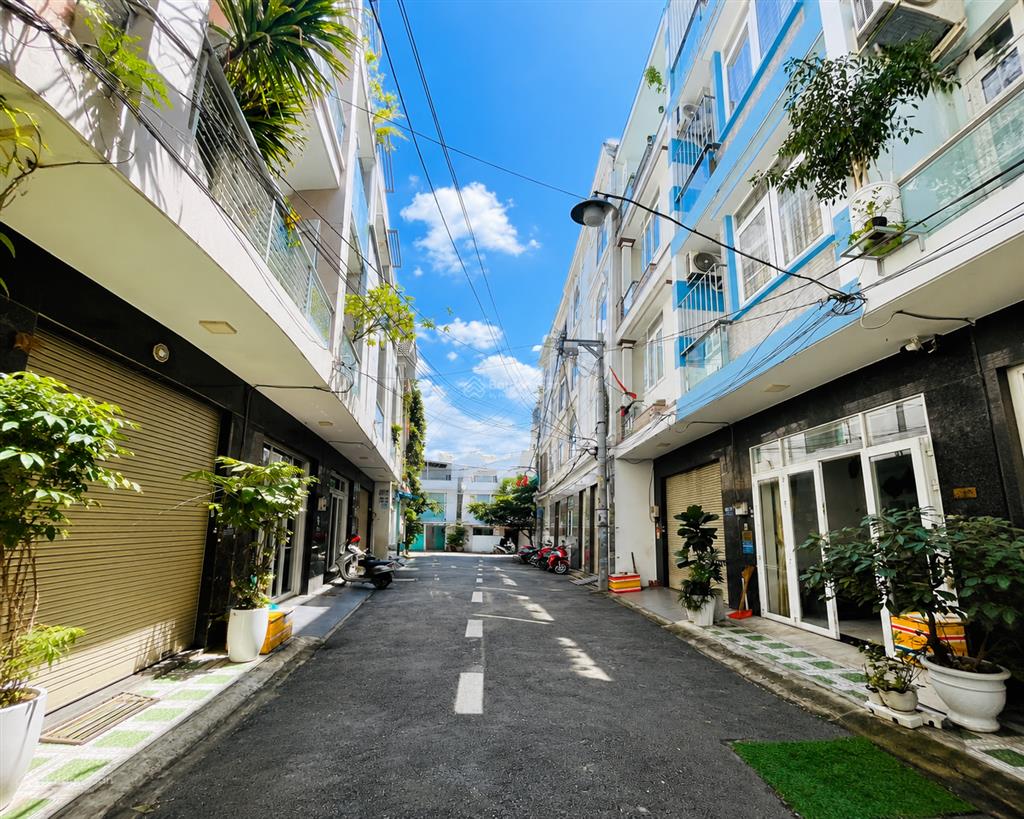 Tân bình chdv mới hxh hoàng bật đạt  gần ga t3 175m2  4t dòng tiền 30tr/ th  chỉ nhỉnh 7 ty