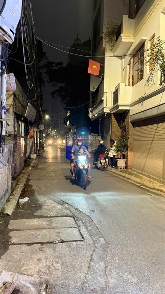 Ngọc thụy 54m2 mt 4,2m 5 tầng thang máy view công viên ô tô tránh kinh doanh tốt