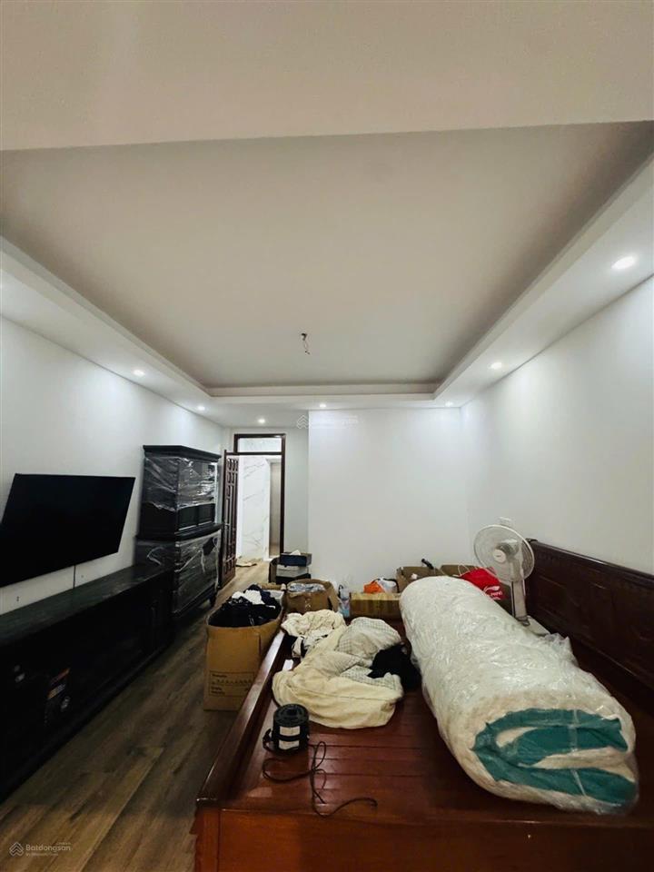 Hồng tiến 9 tầng thang máy, vỉa hè 5m, view thoáng vĩnh viễn