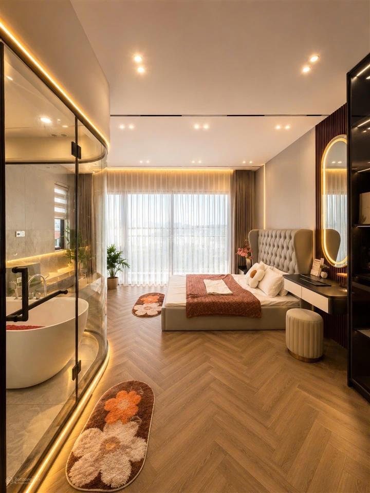 Cổ linh 55m 7t thang máy lô góc vỉa hè kinh doanh sát aeon đón sóng hạ tầng