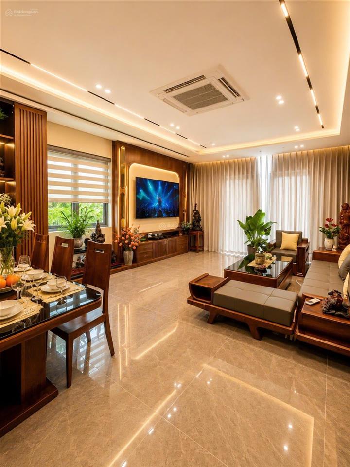 Cổ linh 55m 7t thang máy lô góc vỉa hè kinh doanh sát aeon đón sóng hạ tầng