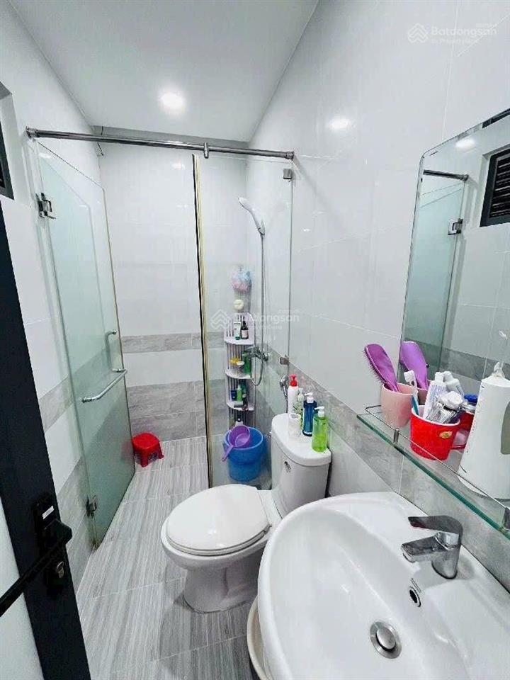 Bán nhanh nhà đẹp, quận 3 nguồn thu 16tr/tháng