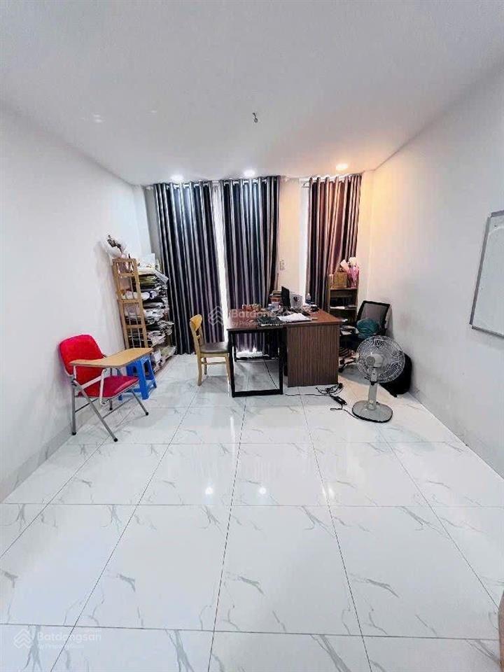 Bán nhanh nhà đẹp, quận 3 nguồn thu 16tr/tháng