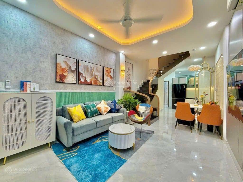 Bán gấp nhà đẹp full nội thất giảm ngay 1 tỷ