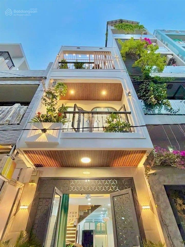 Bán gấp nhà đẹp full nội thất giảm ngay 1 tỷ