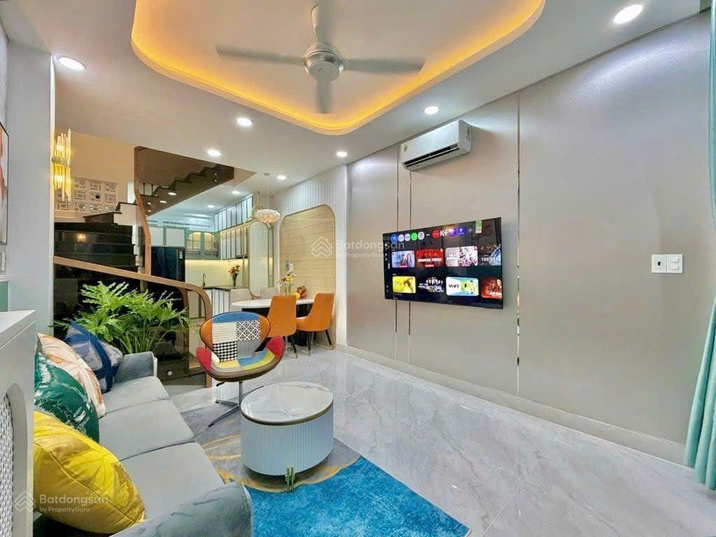 Bán gấp nhà đẹp full nội thất giảm ngay 1 tỷ