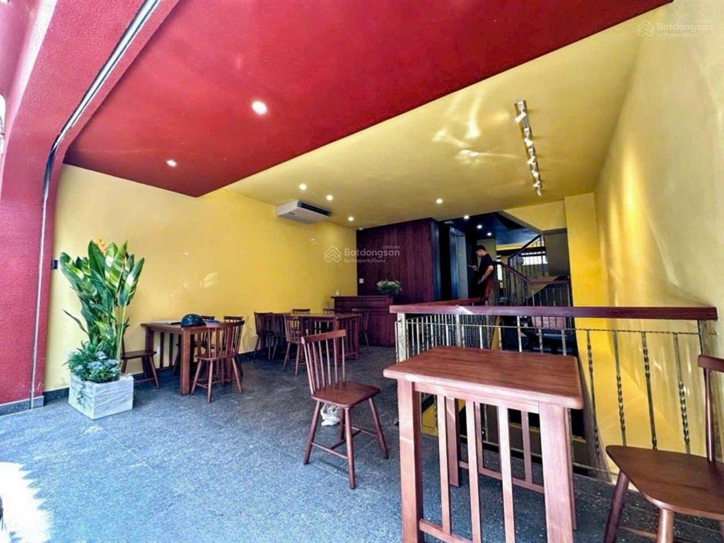 Cho thuê mặt bằng kinh doanh 120m2 nguyễn trãi q1 chỉ 35tr