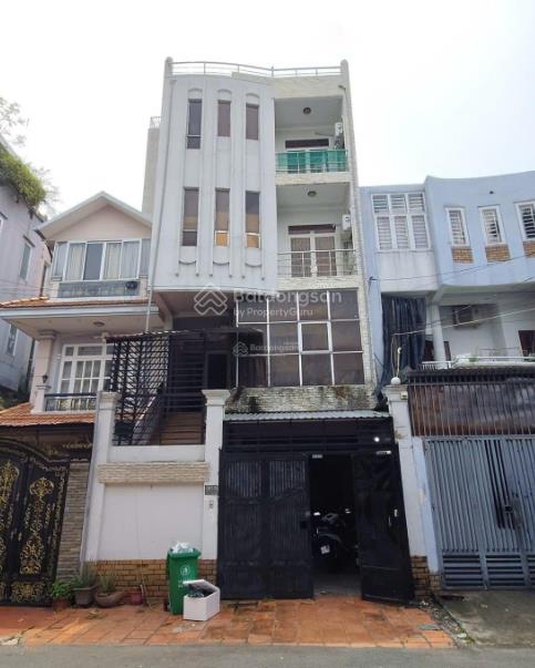 Full nội thất, ban công riew đẹp ở liền miễn phí hết tháng 10 dt 40m2
