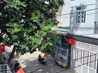 Bán nhàdt72m22tầng3pđ ôtô 8mhòn sệnvĩnh hoànha trangchỉ 4ty8