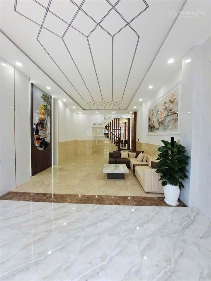 Nhà 3 tầng, lê văn quới mặt tiền 10m kinh doanh tốt