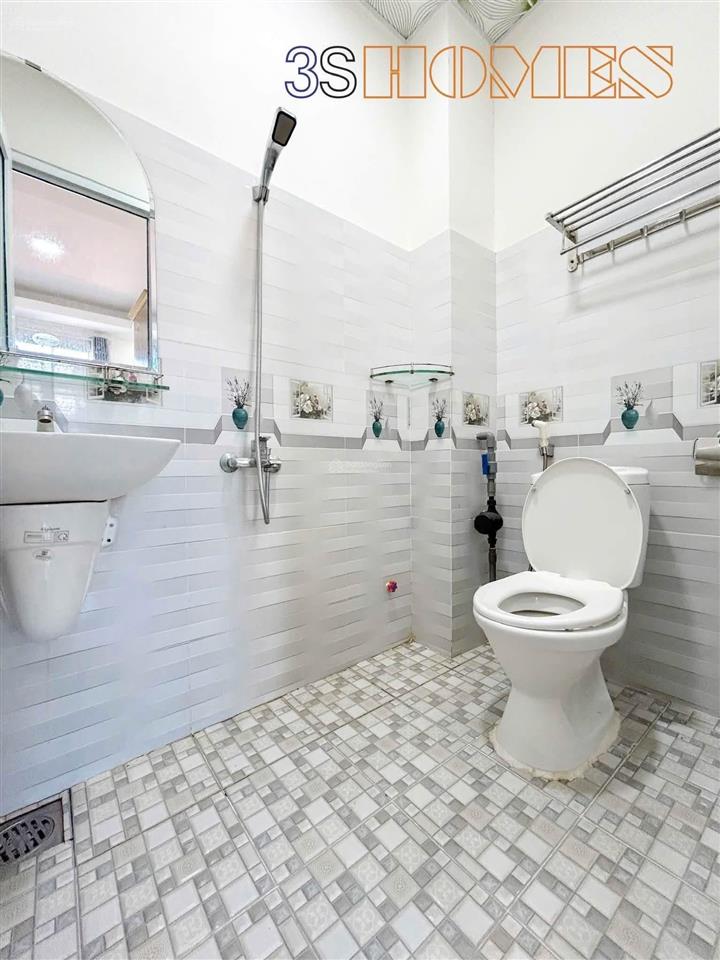 Studio ban công full nội thất ngay sân bay, cv hoàng văn thụ, bv tâm anh, trường sơn, hồng hà