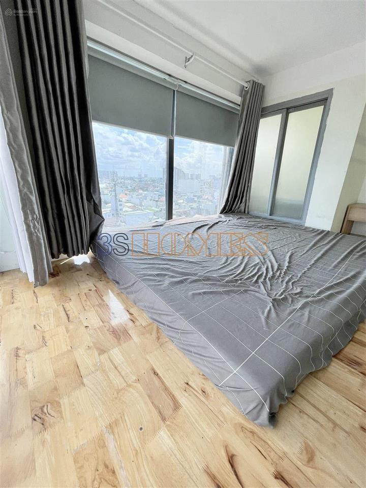 Phòng view 2 cửa sổ gần ngã tư bảy hiền, sân bay, cmt8, lý thường kiệt, bv thống nhất