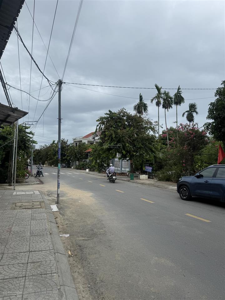 Mặt tiền nguyễn tri phương, thị trường chào giá 40tr/m2.e chào bán lô 2 mặt tiền view sông 2xtr/m2