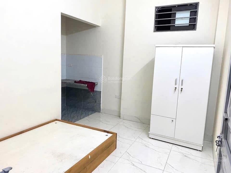 Phòng gần trường đh nhân văn, tự nhiên khép kín nóng lạnh điều hòa ngõ 55 chính kinh