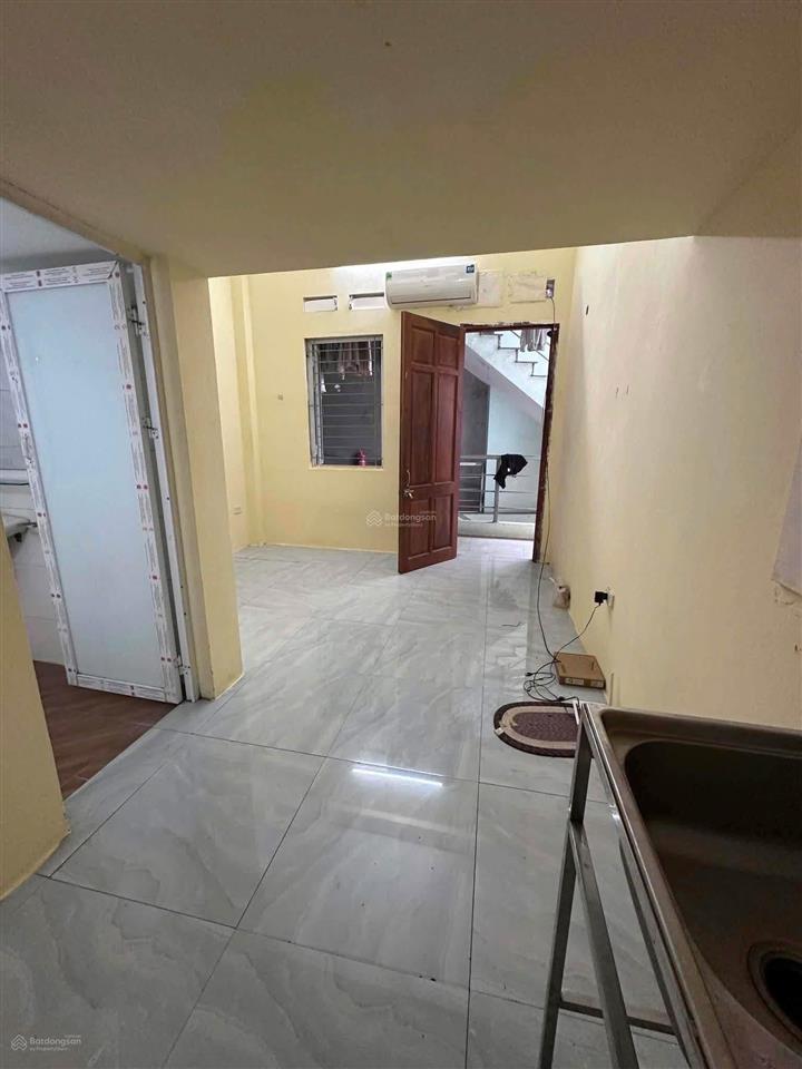 Cho thuê phòng ngõ 71 gốc đề minh khai giá 2,6tr