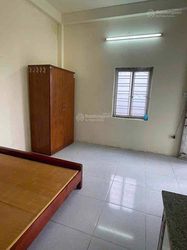 Cho thuê phòng khép kín nóng lạnh, điều hoà ngõ 10 tôn thất tùng giá 2,5tr