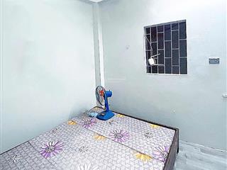 Cho thuê phòng ngõ 154 trần duy hưng giá 2,5tr/th