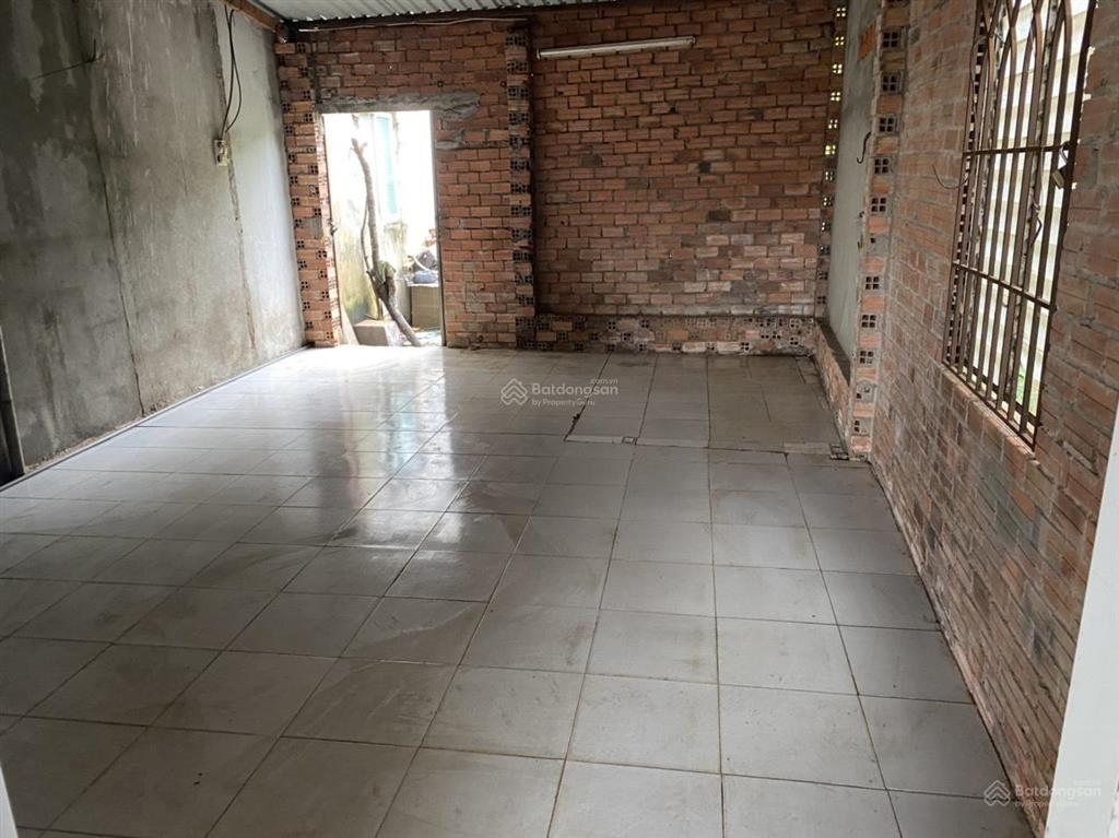 Nhà cấp 4 mặt tiền 911 đường tỉnh lộ 7, ấp bàu điều thượng, phước thạnh, củ chi giá 2 triệu/tháng