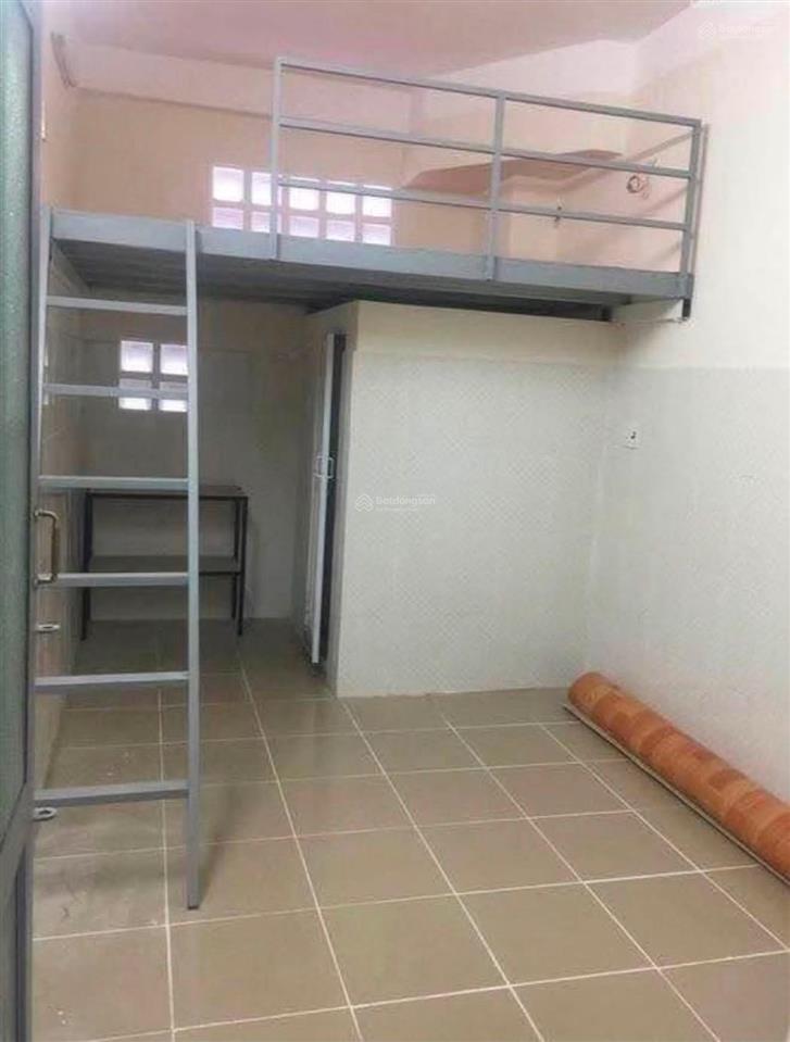 Phòng khép kín nóng lạnh, điều hoà ngõ 228 nguyễn trãi, giá 2,8tr