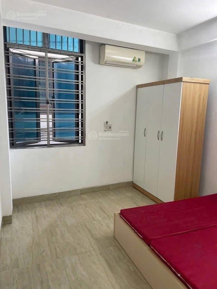 Cho thuê ngõ 252 tây sơn giá 2,7tr