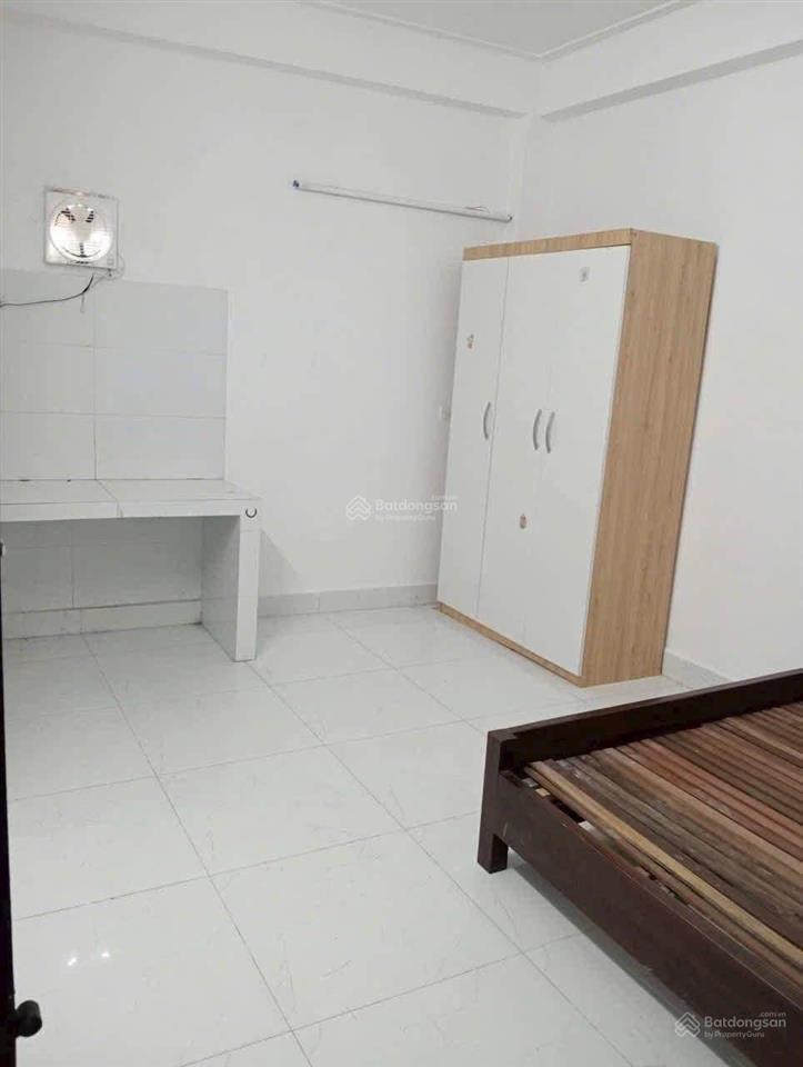 Ngõ 157 pháo đài láng giá 2,8tr khép kín đủ đồ