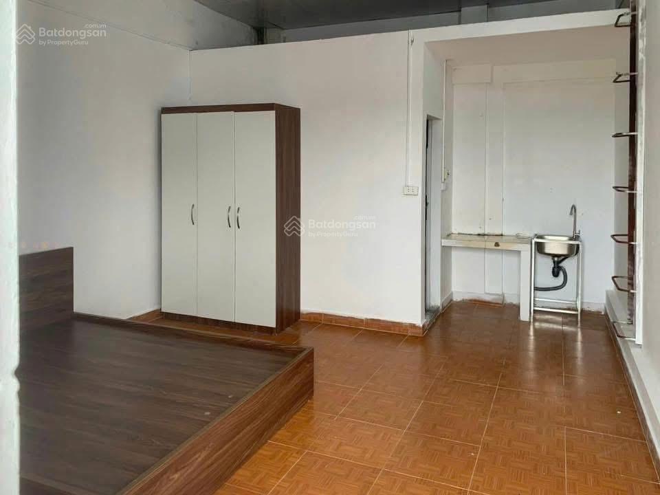 Phòng khép kín nóng lạnh, điều hòa ngõ 10 tôn thất tùng