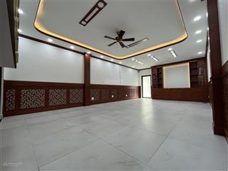 Chính chủ cho thuê nguyên căn làm văn phòng khu him lam