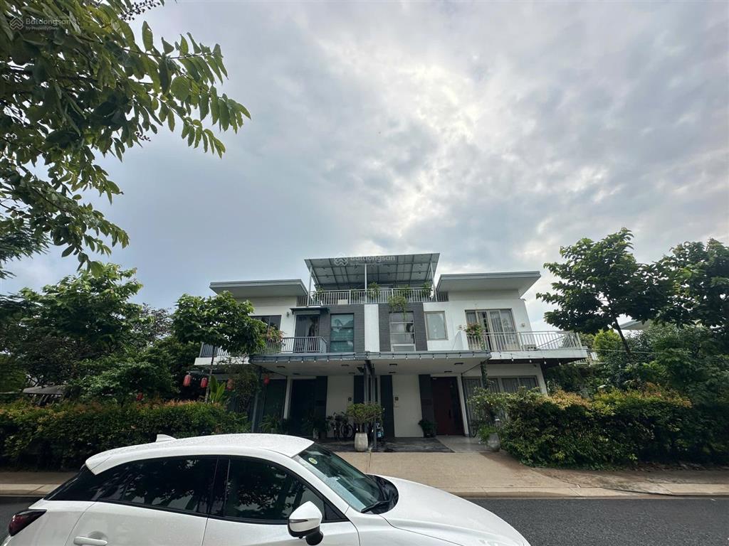 Zone 5  biệt thự song lập 320m2 giá chỉ 17 tỷ full. có sổ hồng.