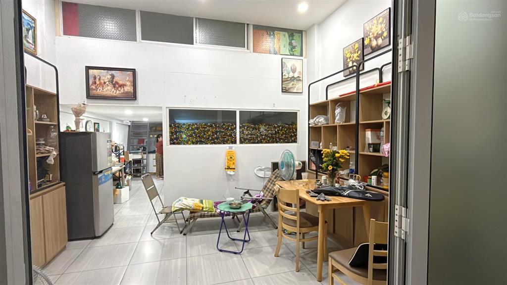 Nhà tầng trệt chung cư (shophouse) quận 3 trung tâm  sổ hồng 54m2 cn đủ 2pn ở ngay 3,5 ty