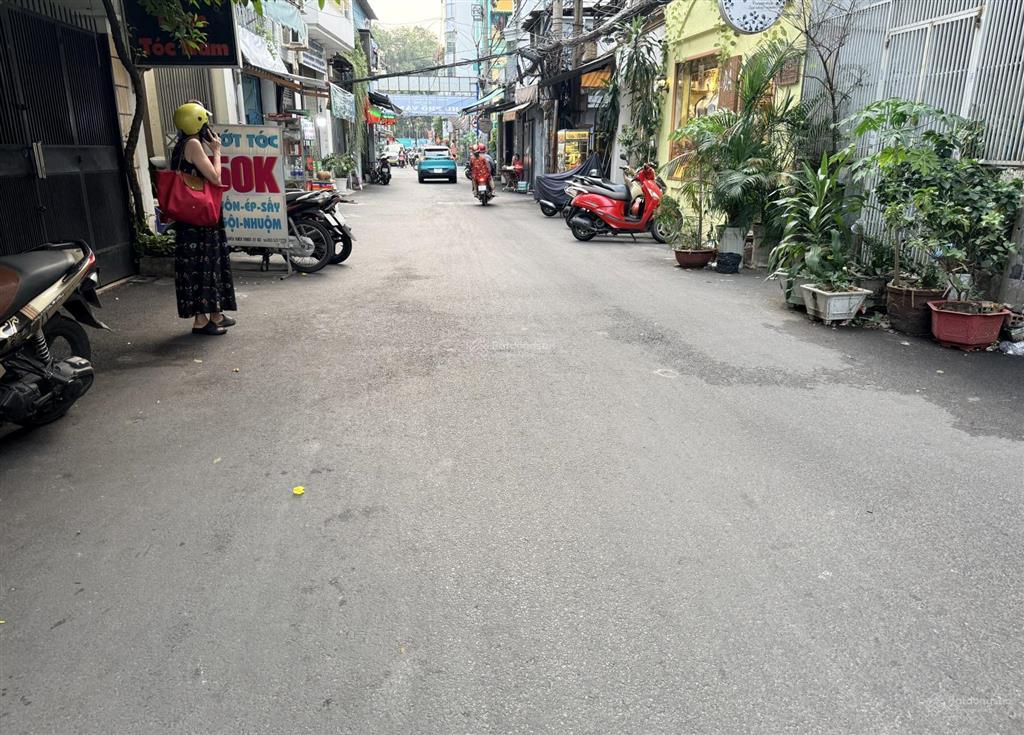 Nhà tầng trệt chung cư (shophouse) quận 3 trung tâm  sổ hồng 54m2 cn đủ 2pn ở ngay 3,5 ty