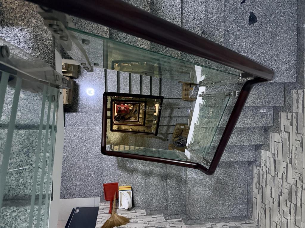 Mặt tiền giác viên (llq cũ) p. minh phụng (q11) 5 tầng btct sân thượng  sổ hồng đẹp nở hậu 19 tỷ