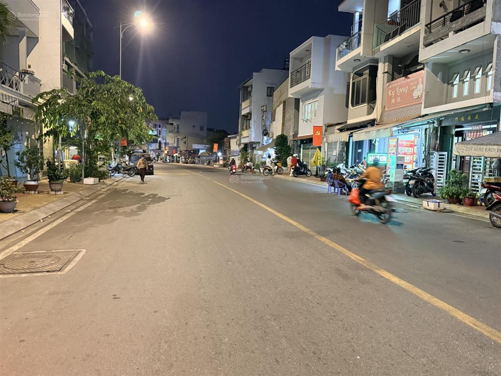 Mặt tiền giác viên (llq cũ) p. minh phụng (q11) 5 tầng btct sân thượng  sổ hồng đẹp nở hậu 19 tỷ