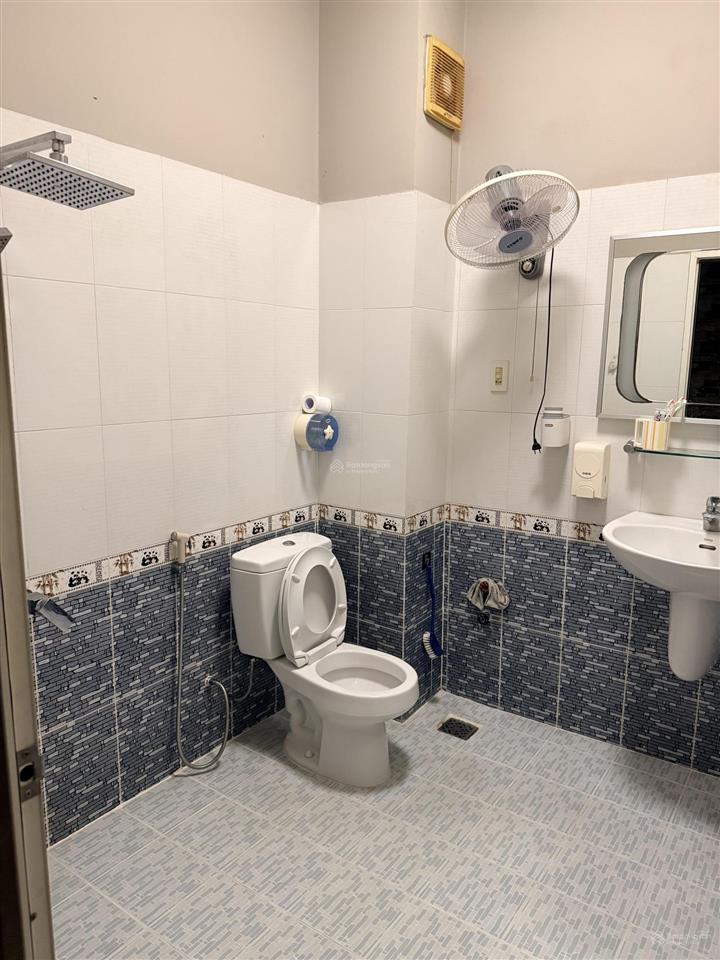 Mặt tiền giác viên (llq cũ) p. minh phụng (q11) 5 tầng btct sân thượng  sổ hồng đẹp nở hậu 19 tỷ