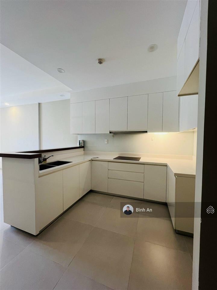 Hot. the gold view 2pn 1wc giá tốt thị trường chỉ 5,94 tỷ