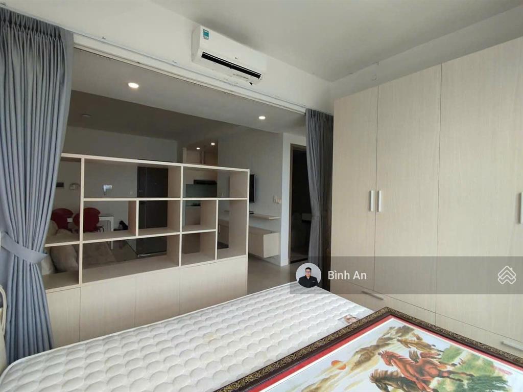 Chuyển công tác cần bán gấp căn 1pn căn hộ galaxy9, quận 4 đã có sổ hồng sang tên được ngay.