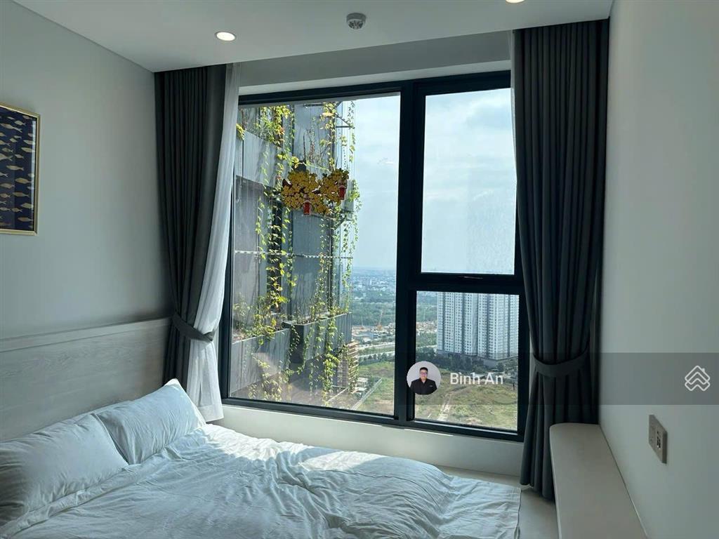 Cần bán căn lumiere riverside 1pn giá tốt thị trường chỉ 8.99 tỷ có sẵn hd thuê dài hạn.