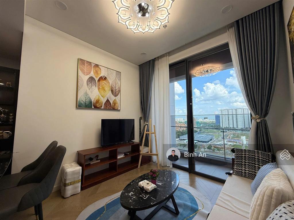 Bán căn hộ 2pn lumiere riverside giá tốt