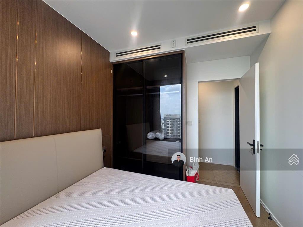 Lumier riverside 2pn nhà đẹp. hướng đông nam mát mẻ giá chỉ 38 triệu/tháng vào ở ngay