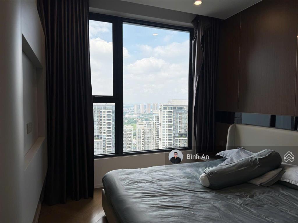 Lumier riverside 2pn nhà đẹp. hướng đông nam mát mẻ giá chỉ 38 triệu/tháng vào ở ngay