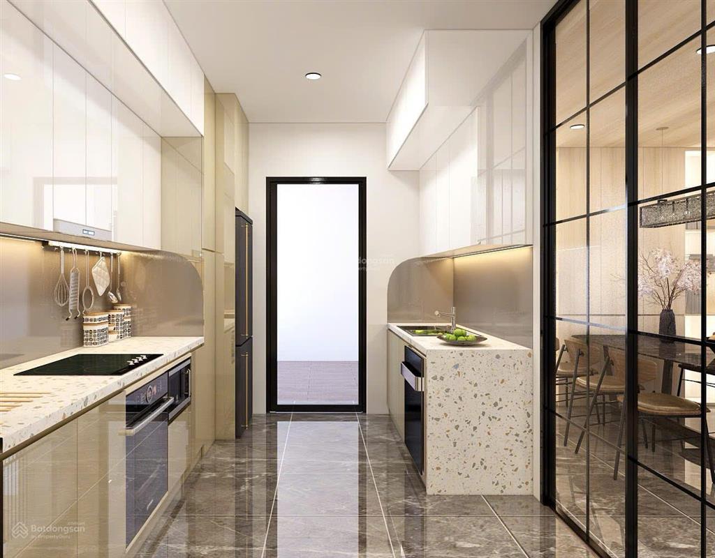 Bán căn góc 3pn2wc, 137m2, full đồ, bancong đông nam tại discovery complex, em đức 0387 896 ***