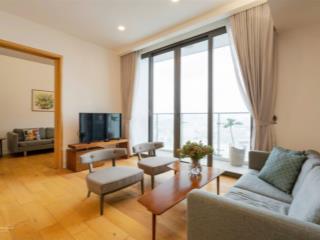 Bán căn góc 3pn2wc, 117m2,full nội thất, tháp đông, bancong đông nam, tại iph indochina plaza hanoi