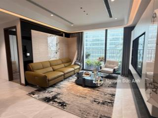 Bán căn góc 3pn2wc, 122m2, bancong nam,full nội thất tại n01t4 ngoại giao đoàn,em đức0387 896 ***